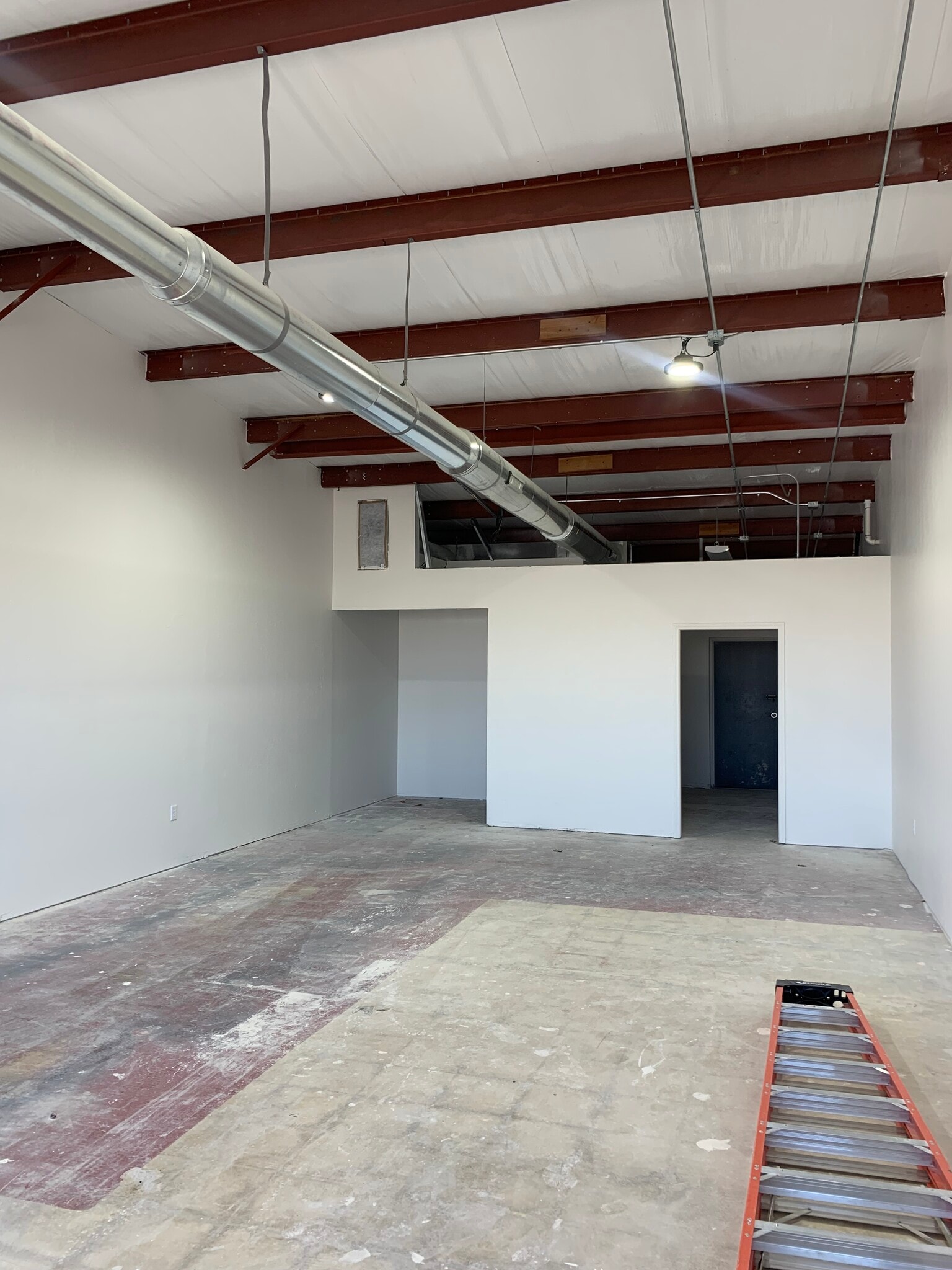 9101 N Council Rd, Oklahoma City, OK for lease Interior Photo- Image 1 of 7
