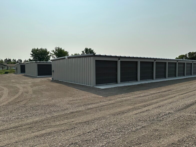 3901 Main ave, Brookings, SD à louer - Photo du bâtiment - Image 3 de 6