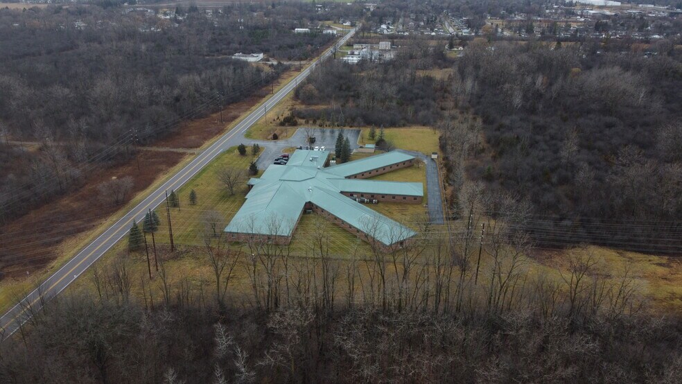 1835 Treanor St, Saginaw, MI à vendre - Photo du bâtiment - Image 1 de 1
