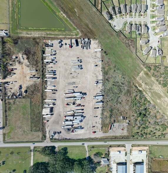 4651 Katy Hockley Cut Off Rd, Katy, TX à louer - Photo du bâtiment - Image 3 de 5