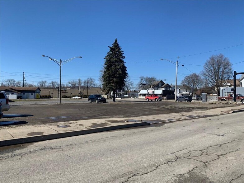 220 North, Meadville, PA à vendre - Autre - Image 1 de 8