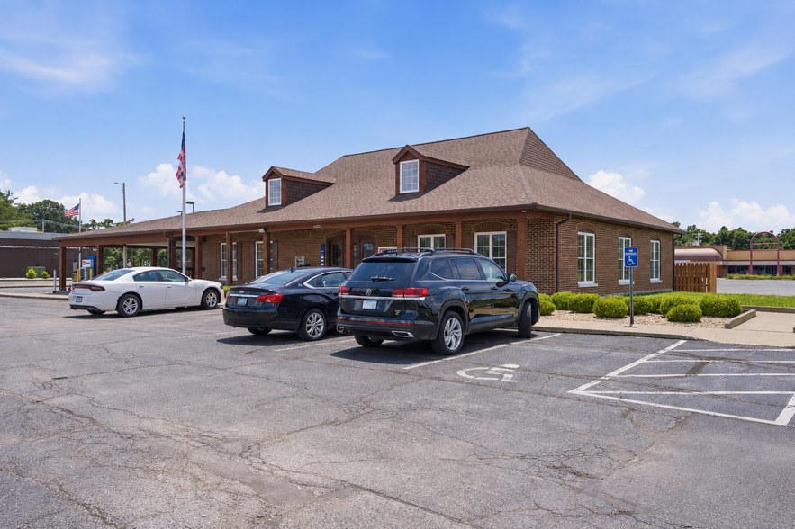 1050 Camp Jackson Rd, East Saint Louis, IL for sale - Building Photo - Image 2 of 3
