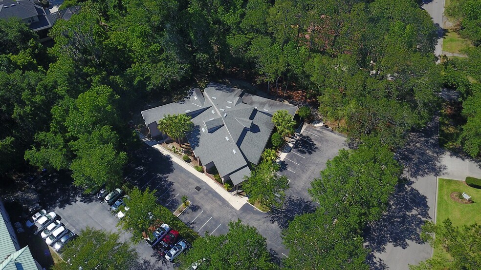 1034 NW 57th St, Gainesville, FL à louer - Photo du bâtiment - Image 3 de 24