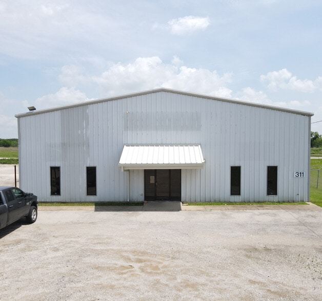 311 National Dr, Rockwall, TX à louer - Photo du bâtiment - Image 3 de 5