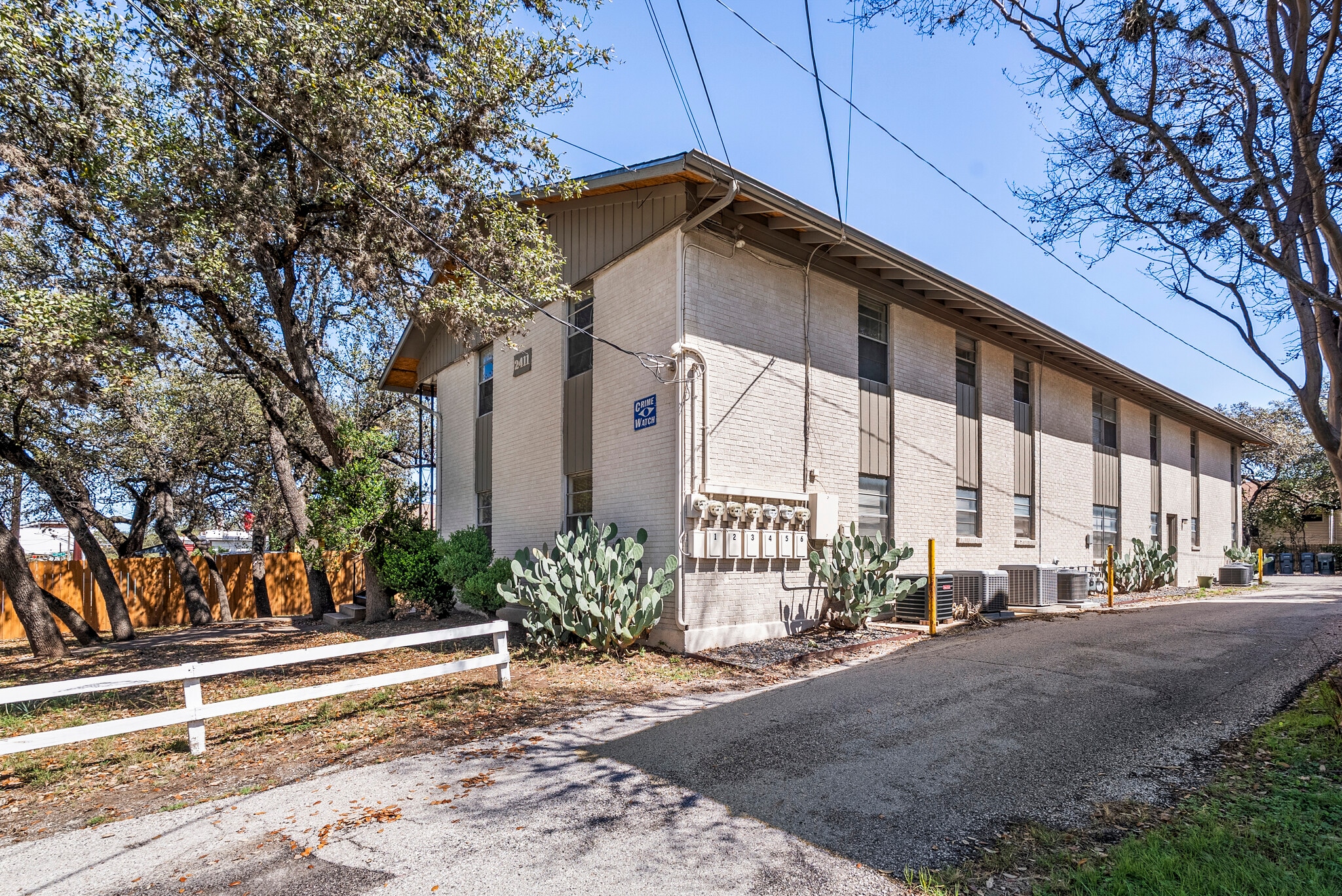 2411 S 5th St, Austin, TX for sale Primary Photo- Image 1 of 11