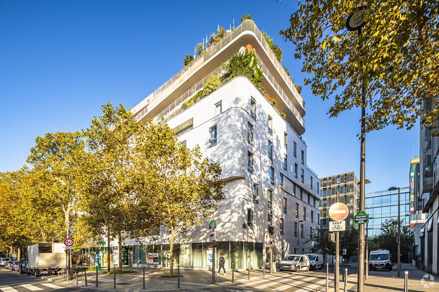 10 Rue Chana Orloff, Paris for lease - Primary Photo - Image 1 of 14