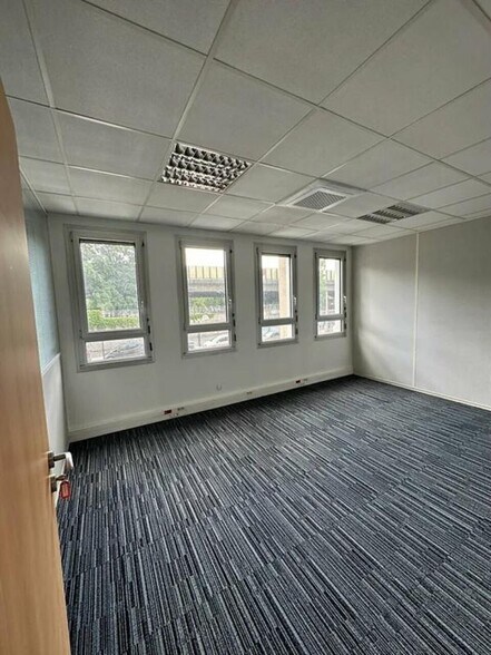 Bureau dans Clichy à louer - Photo intérieure - Image 1 de 10