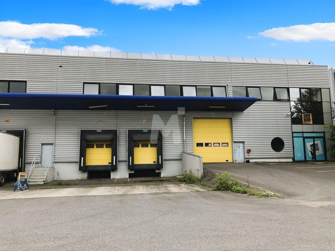 Flex in Combs-la-Ville for lease Building Photo- Image 1 of 8