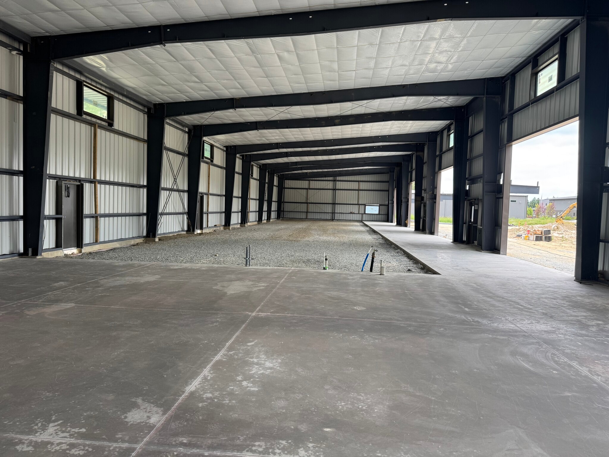 647 7th Ave, Ponderay, ID for lease Interior Photo- Image 1 of 4