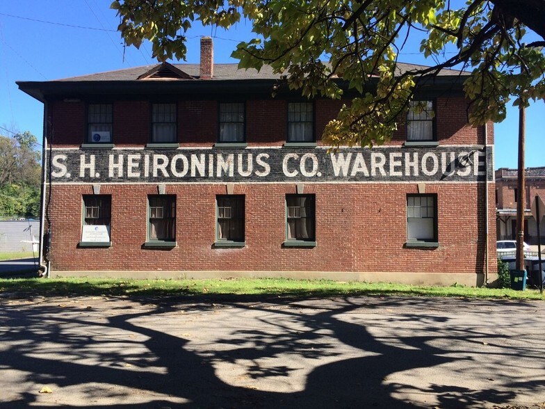 315 Albemarle Ave SE, Roanoke, VA à vendre - Photo du bâtiment - Image 3 de 42