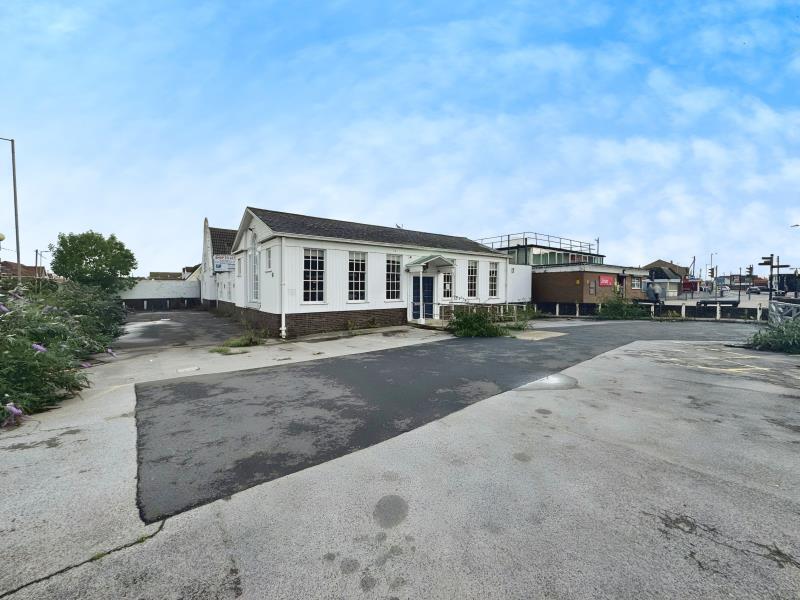 1 High St, Canvey Island for lease Primary Photo- Image 1 of 3