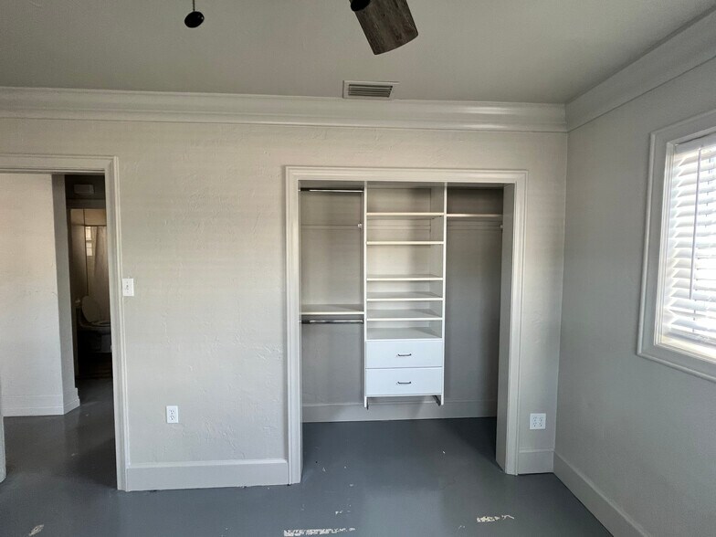 4810 110th Ave, Pinellas Park, FL for sale - Building Photo - Image 3 of 12
