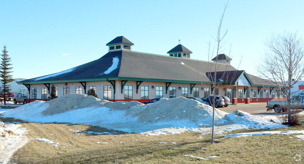 6547 Sparrow Dr, Leduc, AB à louer - Photo du bâtiment - Image 3 de 16