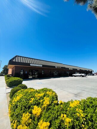 Plus de détails pour 42301-42325 10th St W, Lancaster, CA - Bureau à louer
