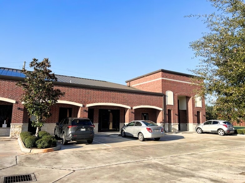 20303 S University Blvd, Missouri City, TX for lease - Building Photo - Image 3 of 6