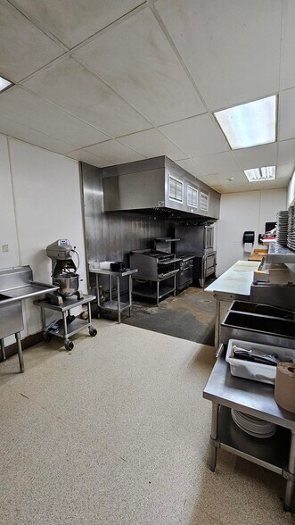 1650 W Bakerview Rd, Bellingham, WA à louer - Photo du bâtiment - Image 3 de 10