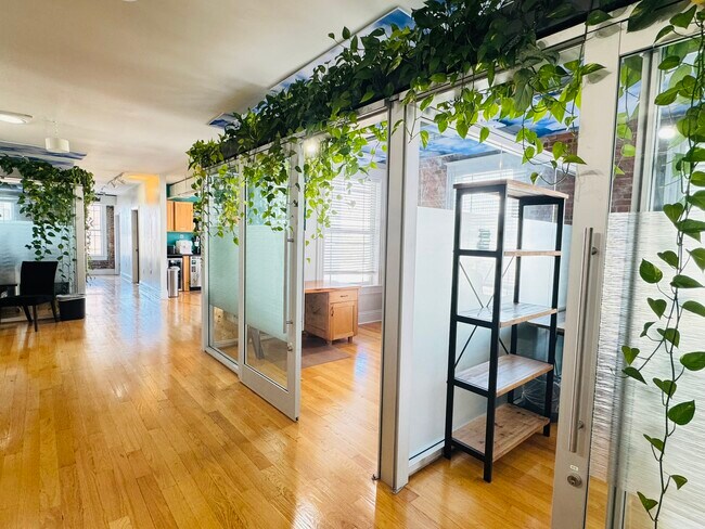 More details for 433 Central Ave, Saint Petersburg, FL - Coworking for Lease