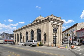 3201 Bergenline Ave, Union City, NJ for lease Building Photo- Image 2 of 30