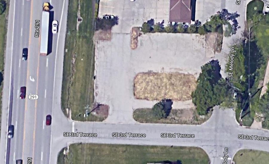 900 SE 3rd Ter, Lee's Summit, MO à louer Photo du bâtiment- Image 1 de 2