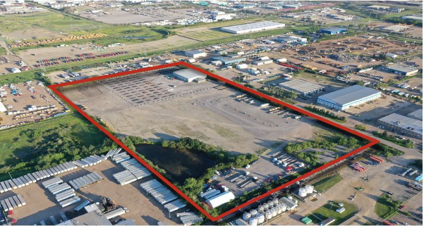 2071 70 Ave NW, Edmonton, AB à louer - Photo du bâtiment - Image 2 de 3