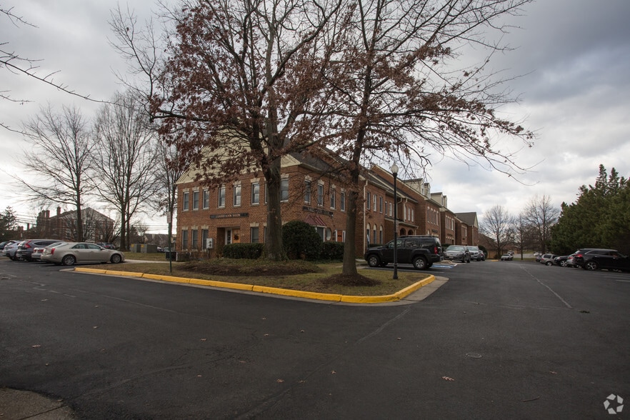 6196-6208 Old Franconia Rd, Alexandria, VA for sale - Primary Photo - Image 1 of 25