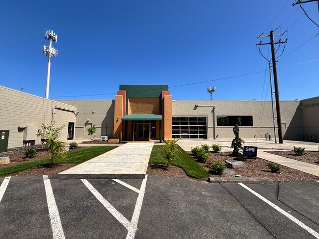More details for 576 Patterson St NW, Salem, OR - Retail, Industrial for Lease