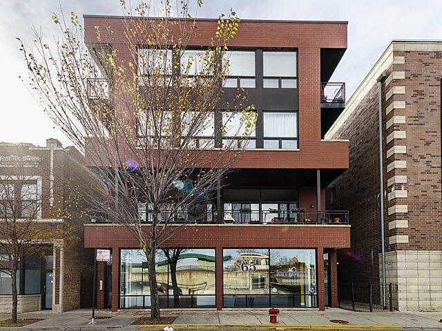 4962 N Milwaukee Ave, Chicago, IL à vendre - Photo du bâtiment - Image 3 de 27