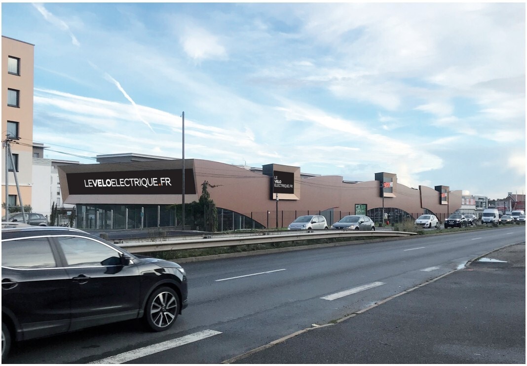 60-62 Route D'Orleans, Montlhéry for lease Building Photo- Image 1 of 3