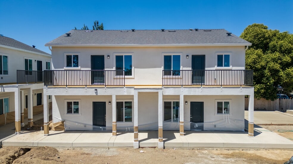 40 W 13th St, Merced, CA for sale - Building Photo - Image 2 of 26
