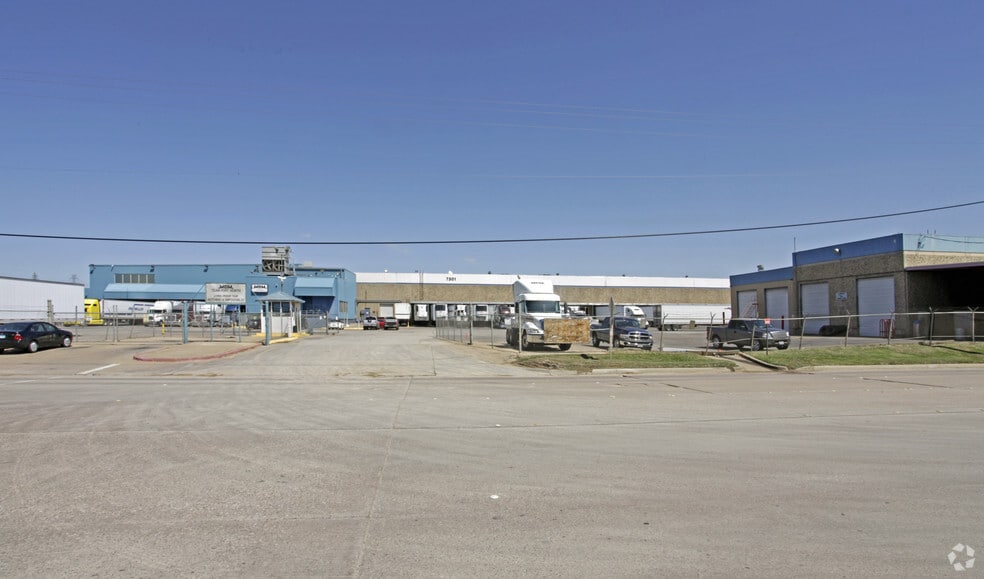 7301 Trinity Blvd, Fort Worth, TX for lease - Building Photo - Image 1 of 8