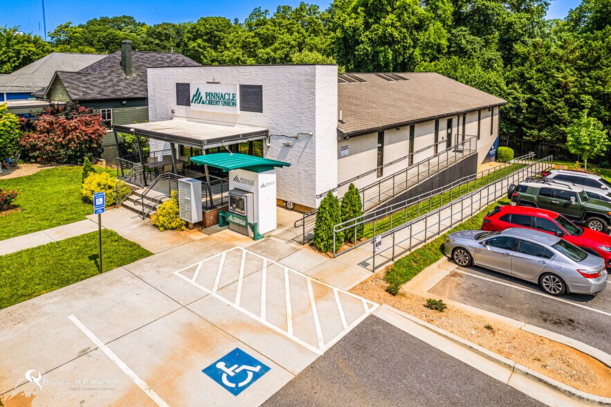 1342 Glenwood Ave SE, Atlanta, GA à vendre - Photo principale - Image 1 de 1