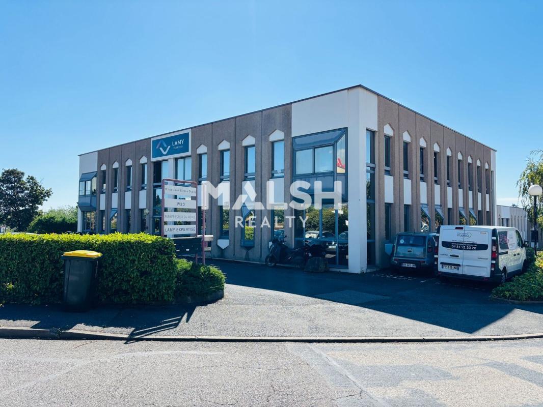 Office in Champagne Au Mont D Or for sale Building Photo- Image 1 of 13