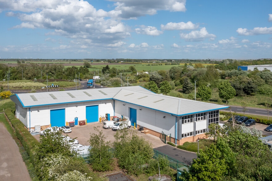 Yorkshire Way, Doncaster for lease - Building Photo - Image 2 of 2