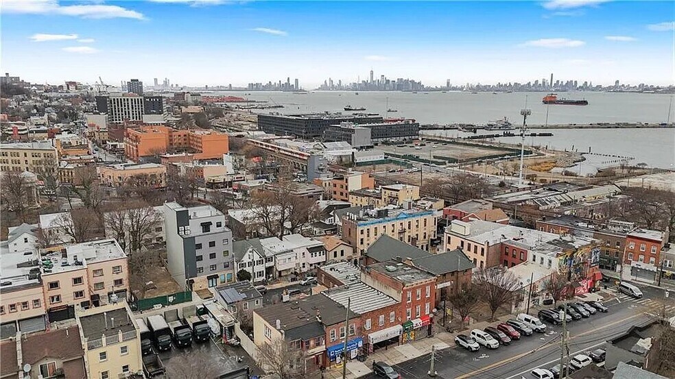23 Broad St, Staten Island, NY à vendre - Photo du bâtiment - Image 2 de 6