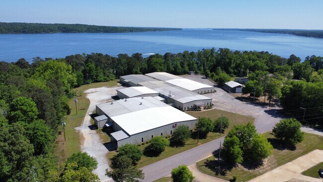 Plus de détails pour 2 Hummingbird ln, Eufaula, AL - Industriel à louer