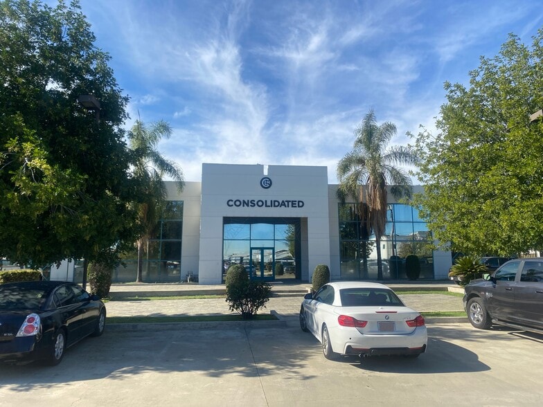 207-211 Erie St, Pomona, CA for lease - Primary Photo - Image 1 of 32