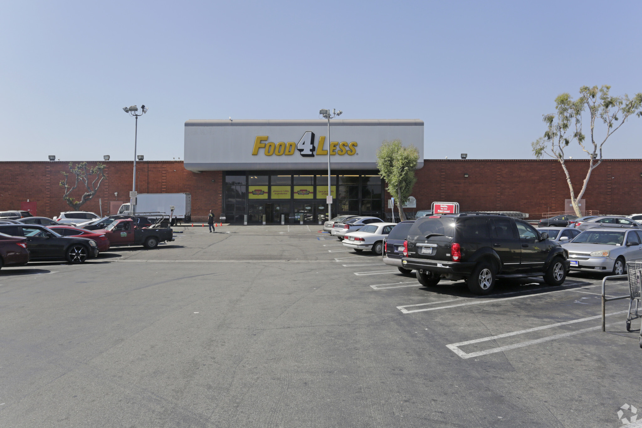 3200 W Century Blvd, Inglewood, CA for lease Primary Photo- Image 1 of 12