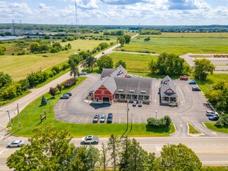 Plus de détails pour 3103 Il Route 176, Crystal Lake, IL - Commerce de détail à vendre