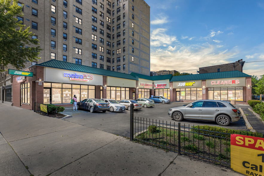 5056-5062 N Sheridan Rd, Chicago, IL for lease - Building Photo - Image 1 of 18