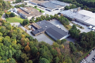 Plus de détails pour 154 Pioneer Dr, Leominster, MA - Industriel à vendre