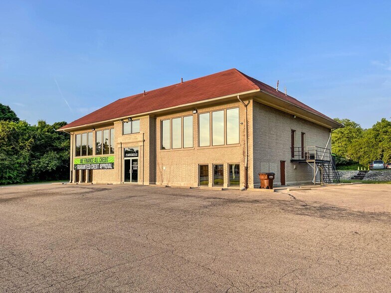 4800 Urbana Rd, Springfield, OH à louer - Photo du bâtiment - Image 1 de 23