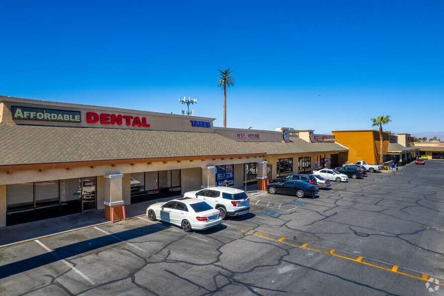 3754-3790 E Flamingo Rd, Las Vegas, NV for lease - Primary Photo - Image 1 of 6