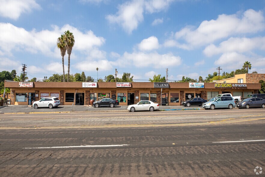 6172-6196 University Ave, San Diego, CA à vendre - Photo du bâtiment - Image 2 de 27