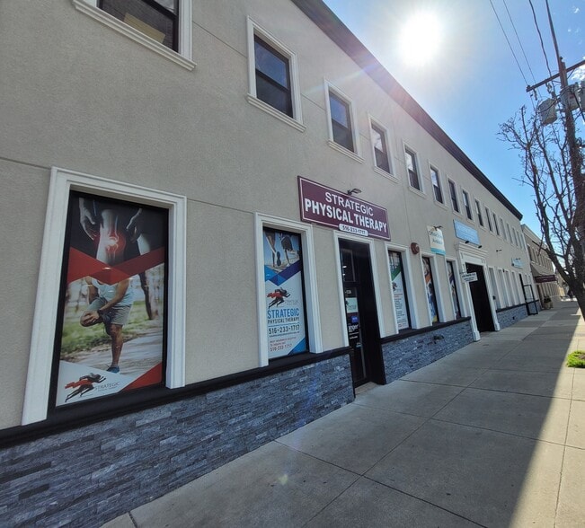 24912 Jericho Tpke, Floral Park, NY for lease - Building Photo - Image 2 of 6