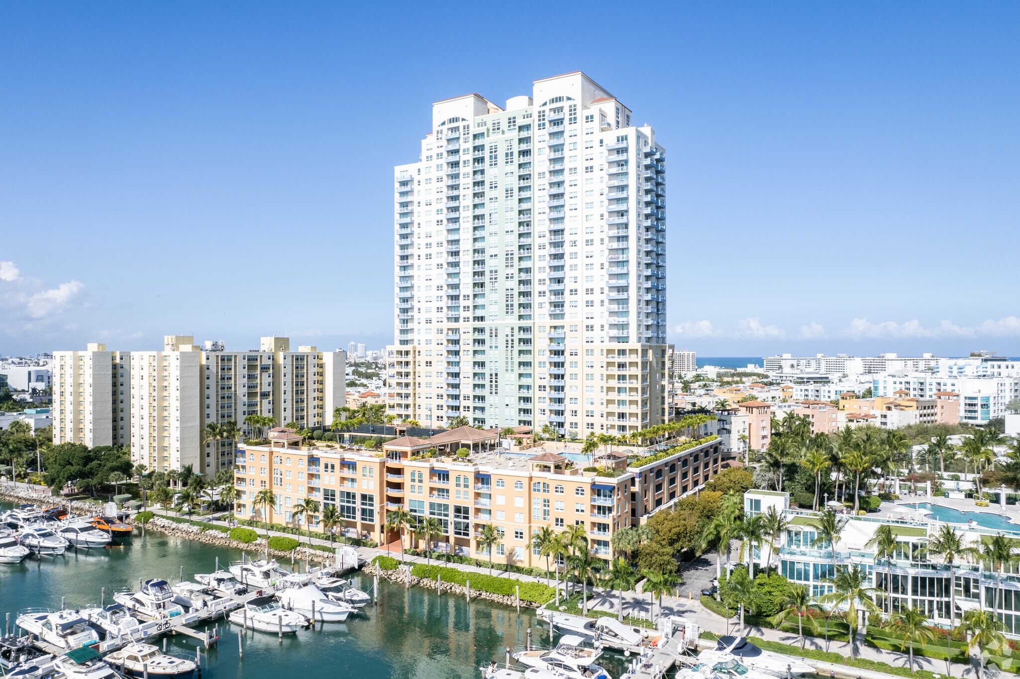 90 Alton Rd, Miami Beach, FL for lease Primary Photo- Image 1 of 17