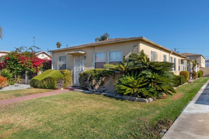 6036 10th Ave, Los Angeles, CA for sale - Building Photo - Image 3 of 25