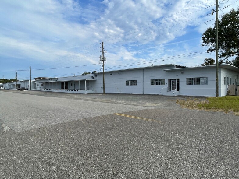 1507-1775 Industrial Blvd, Jacksonville, FL for lease - Building Photo - Image 2 of 12