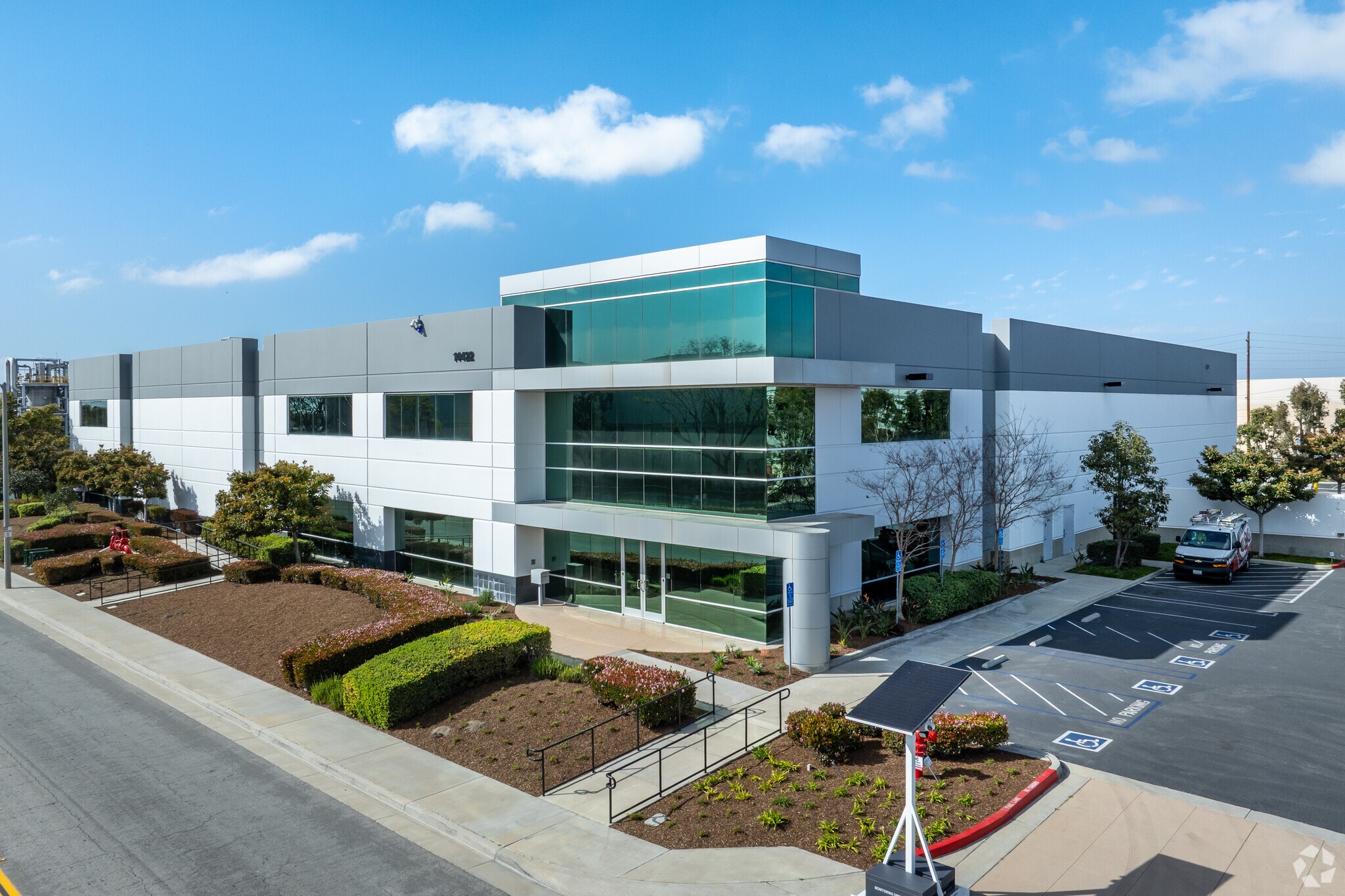 14422 Astronautics Ln, Huntington Beach, CA for lease Primary Photo- Image 1 of 9