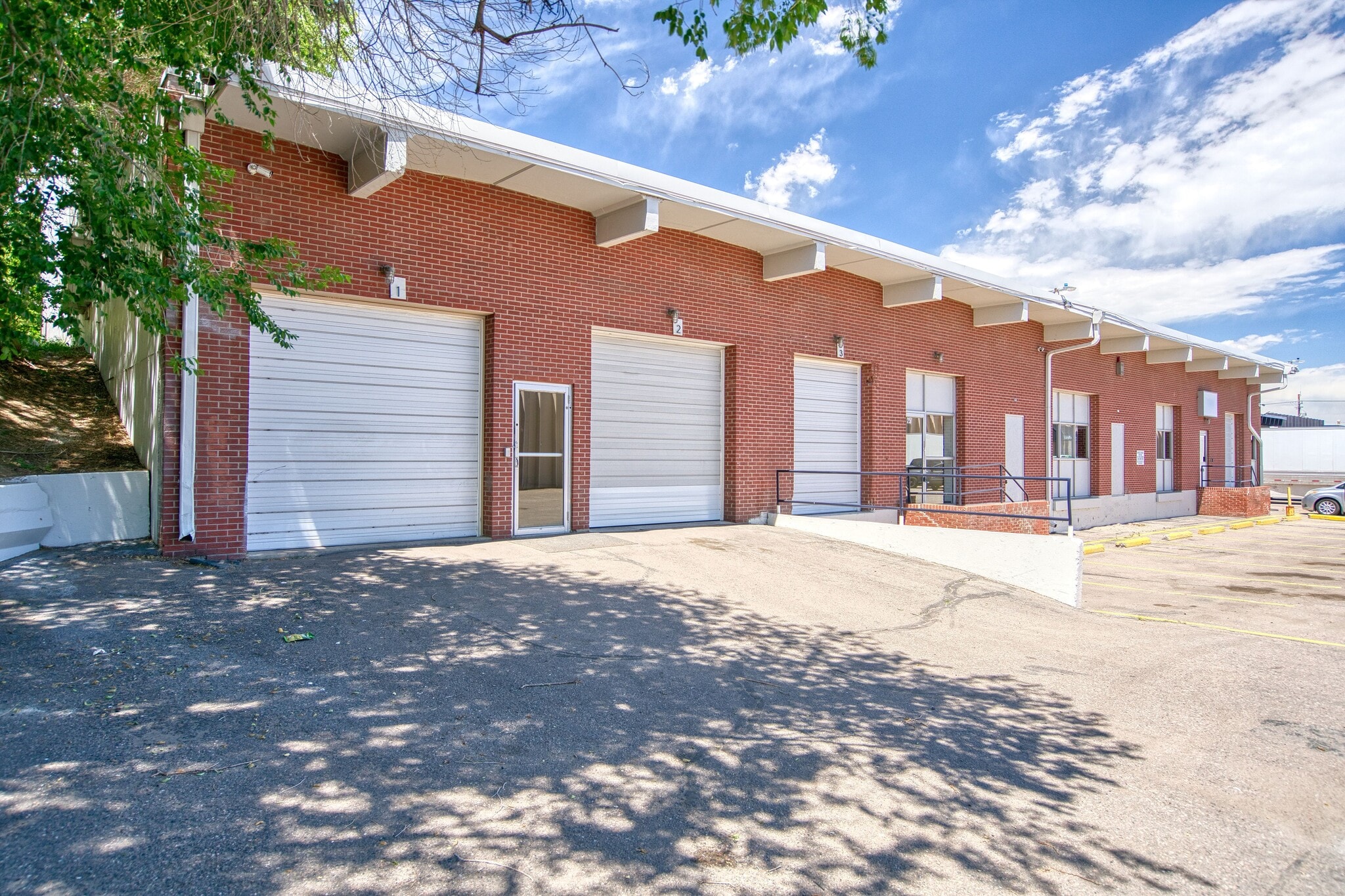 2590 W 2nd Ave, Denver, CO for lease Interior Photo- Image 1 of 6