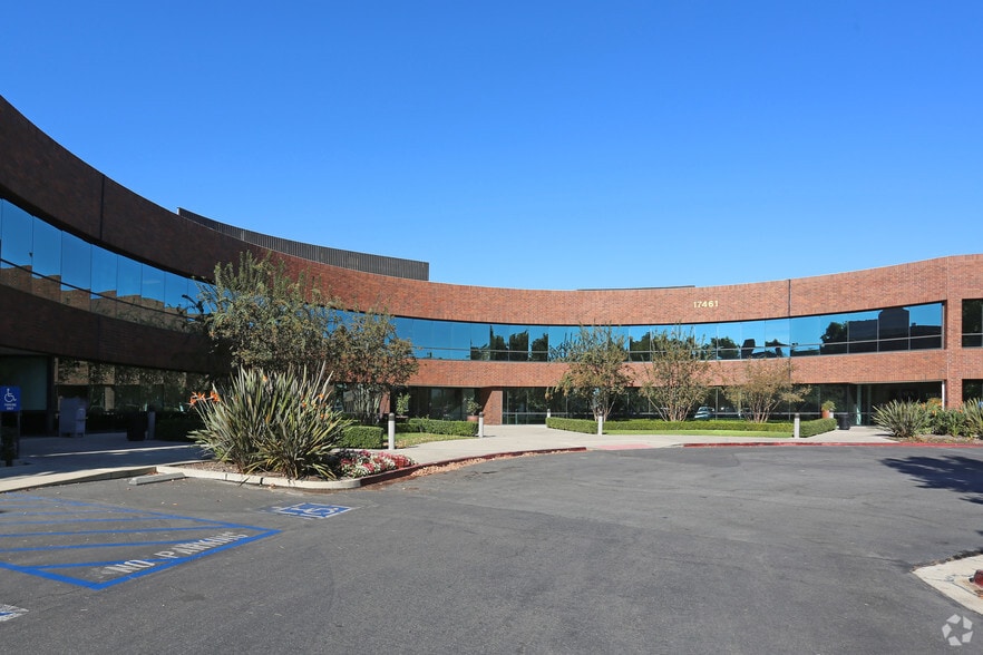 17461 Derian Ave, Irvine, CA for lease - Building Photo - Image 2 of 8